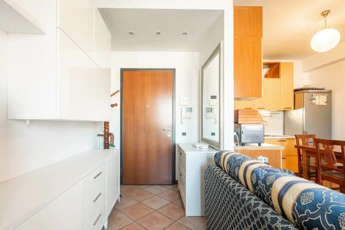 Suite Con 2 Balconi - 6 Guest Prato  Exterior photo